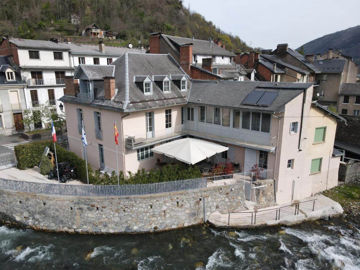 Le 41 Avenue Foch Hotel Bagneres-de-Luchon ภายนอก รูปภาพ