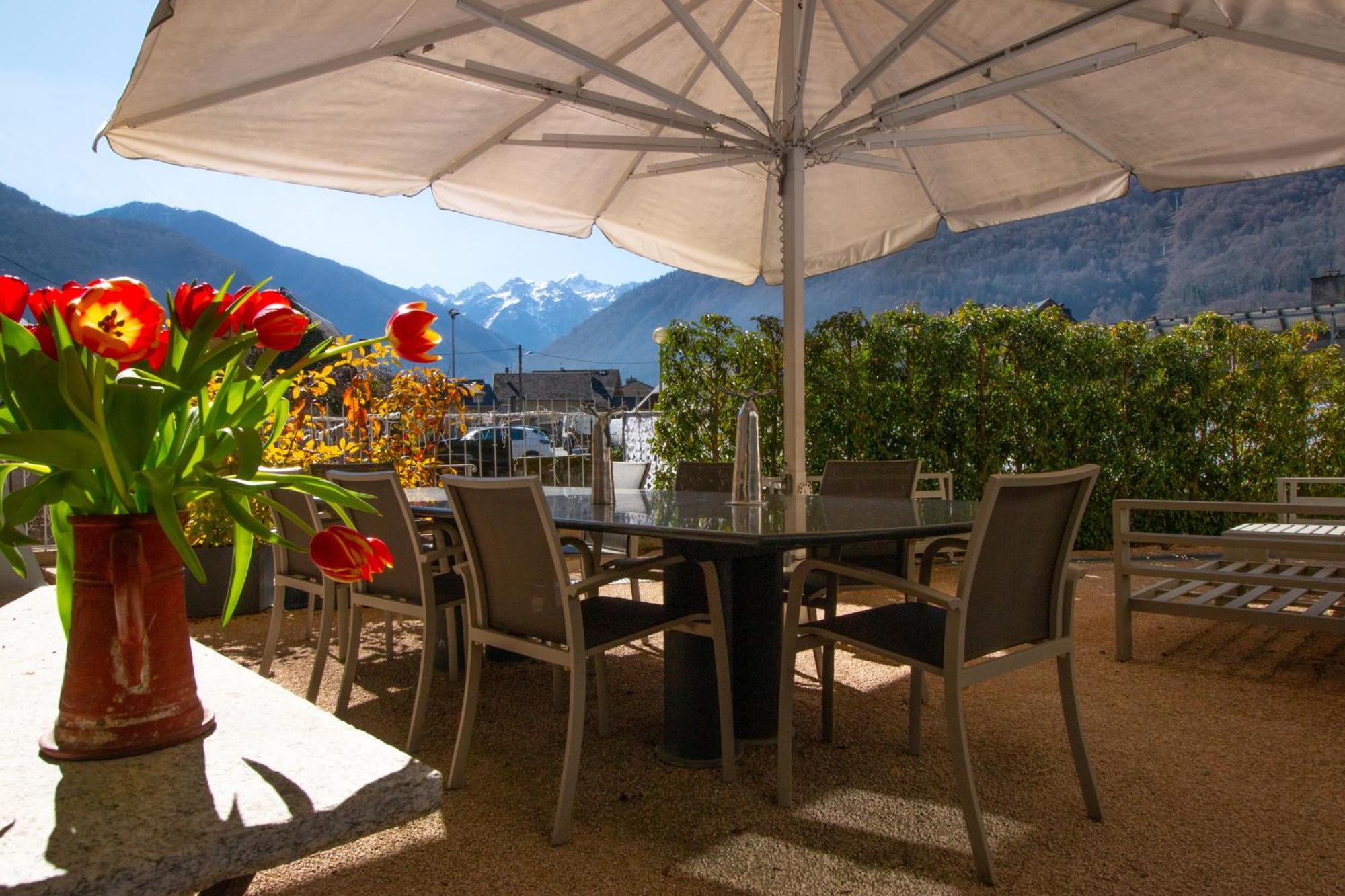 Le 41 Avenue Foch Hotel Bagneres-de-Luchon ภายนอก รูปภาพ