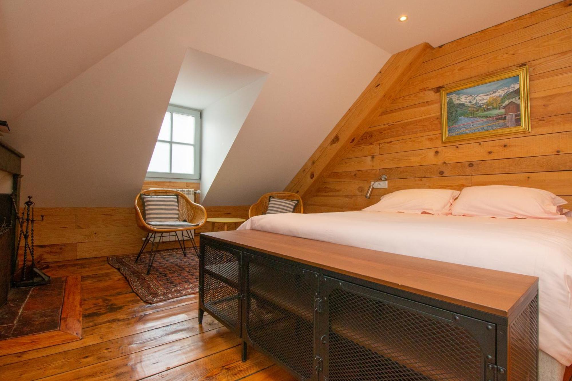 Le 41 Avenue Foch Hotel Bagneres-de-Luchon ภายนอก รูปภาพ