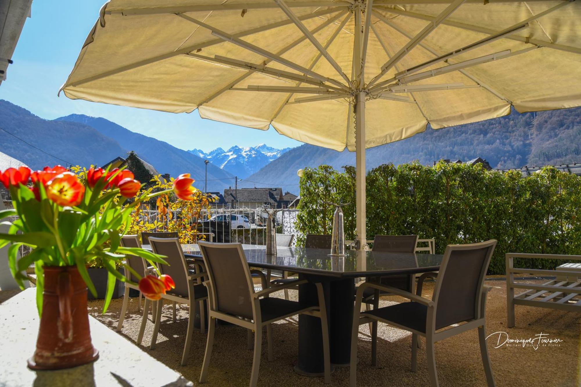 Le 41 Avenue Foch Hotel Bagneres-de-Luchon ภายนอก รูปภาพ